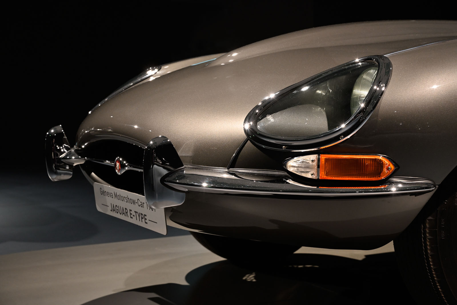 Jaguar E-Type Coupe_05